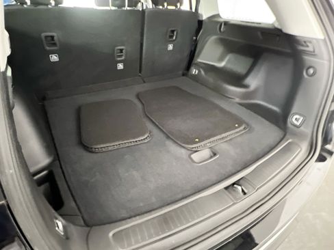 Used 2023 Jeep Grand Cherokee Laredo w/ Luxury Tech Group I image 24