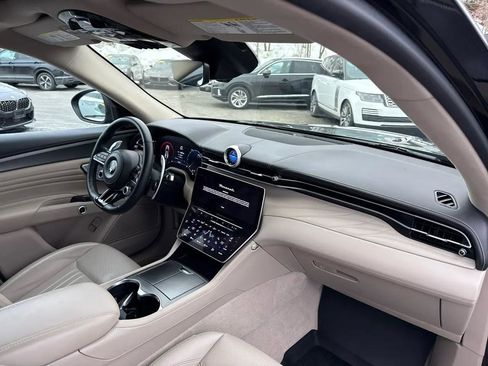 Used 2023 Maserati Grecale GT image 39