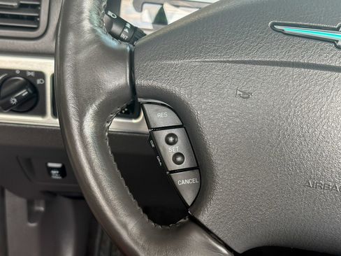 Used 2002 Ford Thunderbird RWD image 26