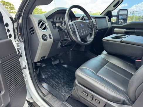 Used 2011 Ford F250 Lariat w/ Lariat Ultimate Pkg AWD/4WD image 7