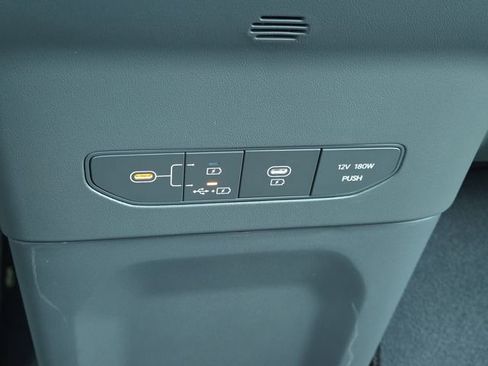 New 2026 Kia EV9 Wind image 25