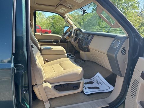 Used 2009 Ford F250 FX4 AWD/4WD image 16