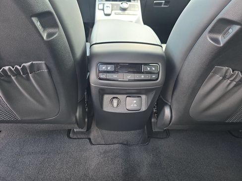 Used 2025 Hyundai Palisade Calligraphy FWD image 31
