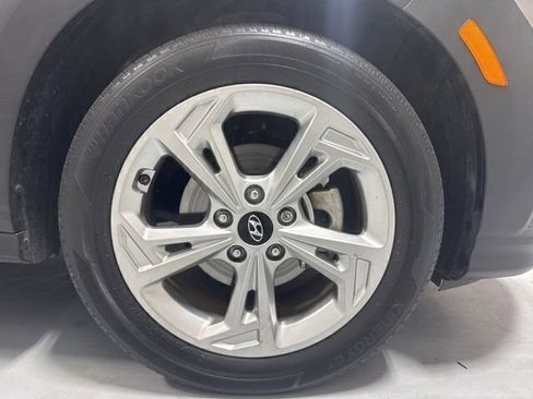 Certified 2023 Hyundai Kona SEL w/ Convenience Package FWD image 4