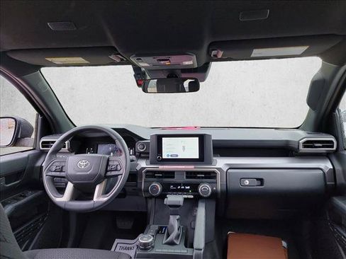 Used 2026 Toyota 4Runner SR5 AWD/4WD image 18