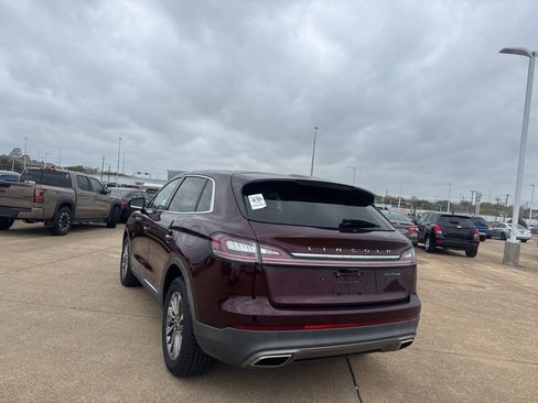 Used 2020 Lincoln Nautilus Reserve image 16