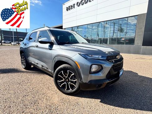Used 2022 Chevrolet TrailBlazer ACTIV w/ Technology Package AWD/4WD image 1