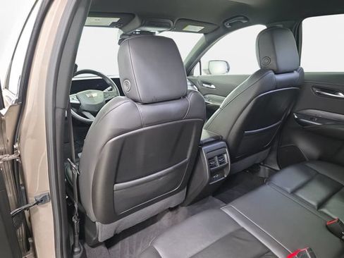 Certified 2024 Cadillac XT4 Premium Luxury AWD/4WD image 10