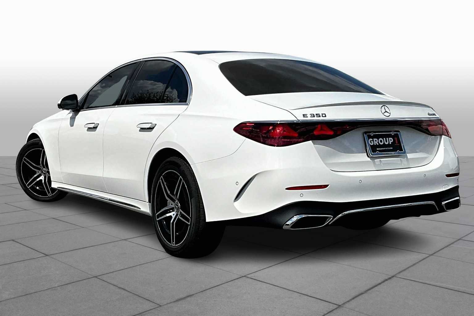 Used 2026 Mercedes-Benz E 350 4MATIC Sedan image 4