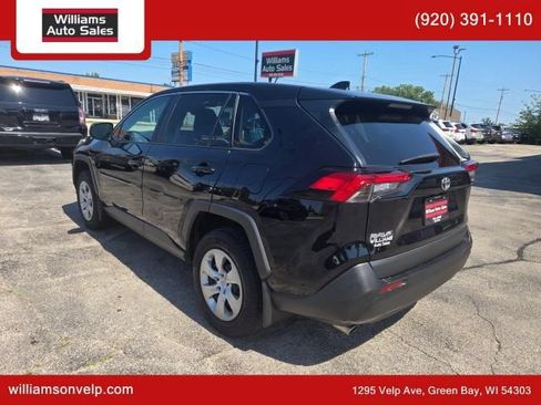 Used 2023 Toyota RAV4 LE FWD image 5