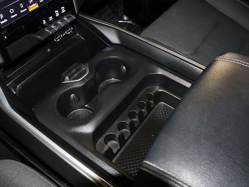 Used 2023 RAM 1500 Big Horn AWD/4WD image 24