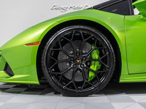Used 2020 Lamborghini Huracan EVO AWD/4WD image 3