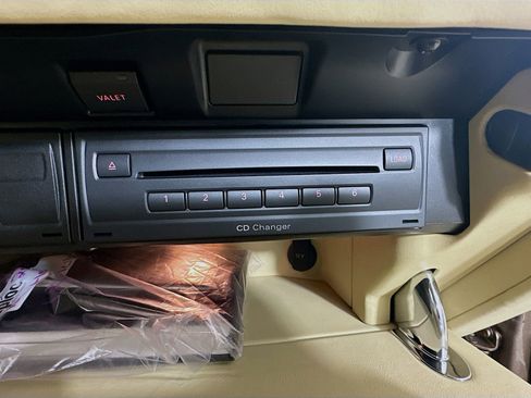 Used 2011 Bentley Mulsanne RWD image 69