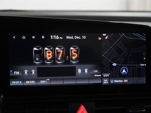 Used 2022 Hyundai Elantra N image 12