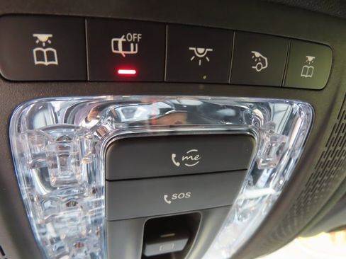 Used 2020 Mercedes-Benz GLE 350 4MATIC image 14