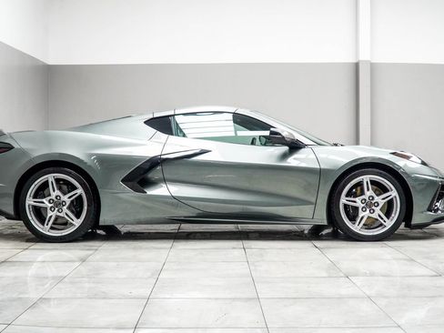 Used 2023 Chevrolet Corvette Stingray Preferred Cpe w/ Z51 Performance Package image 7