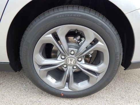 Certified 2024 Honda Accord EX image 5