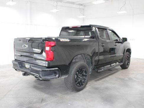 Used 2024 Chevrolet Silverado 1500 Custom Trail Boss AWD/4WD image 9