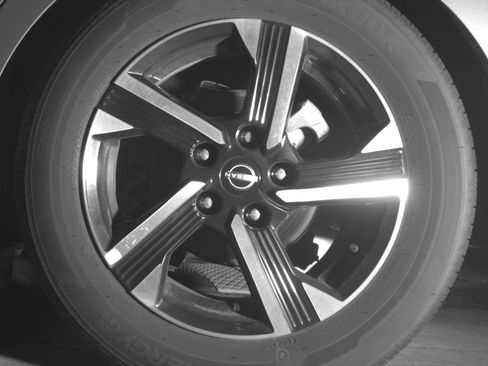 Used 2025 Nissan Sentra SV FWD image 14