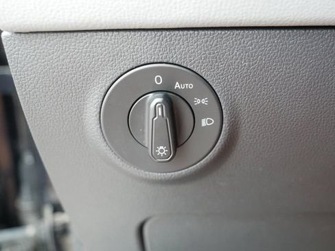 Certified 2023 Volkswagen Taos SEL AWD/4WD image 24