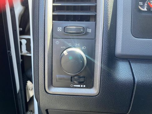 Used 2018 RAM 3500 Tradesman AWD/4WD image 21