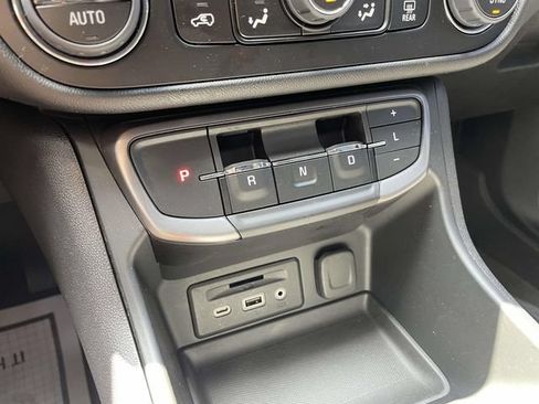 Used 2023 GMC Terrain AT4 w/ Tech Package AWD/4WD image 38