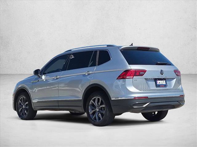 Used 2022 Volkswagen Tiguan SE w/ Panoramic Sunroof Package AWD/4WD image 8