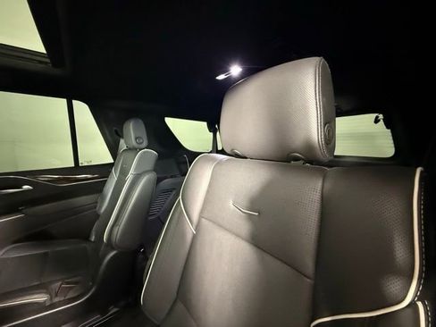 Certified 2023 Cadillac Escalade Premium Luxury w/ LPO, Radiant Package AWD/4WD image 27