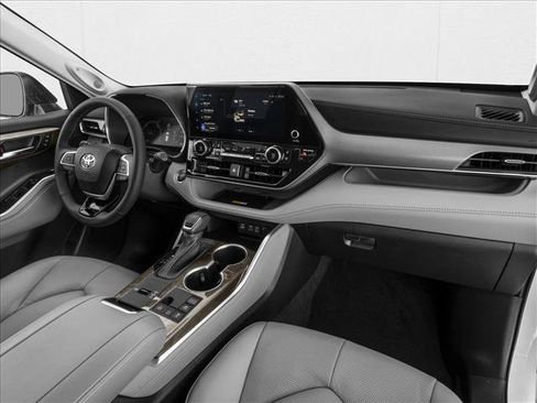 New 2026 Toyota Highlander Limited image 11