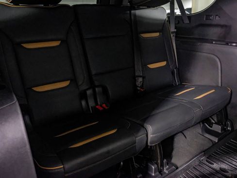 Used 2021 GMC Yukon XL AT4 w/ AT4 Premium Package image 36