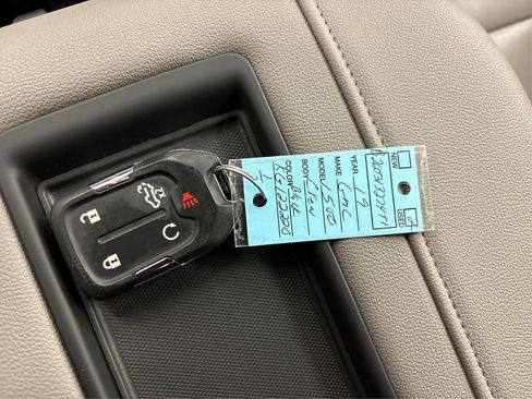 Used 2019 GMC Sierra 1500 SLT w/ SLT Premium Plus Package AWD/4WD image 41
