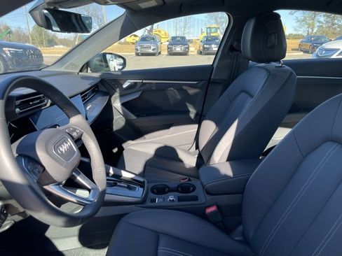 Used 2025 Audi A3 2.0T Premium Plus w/ Premium Plus Package image 7