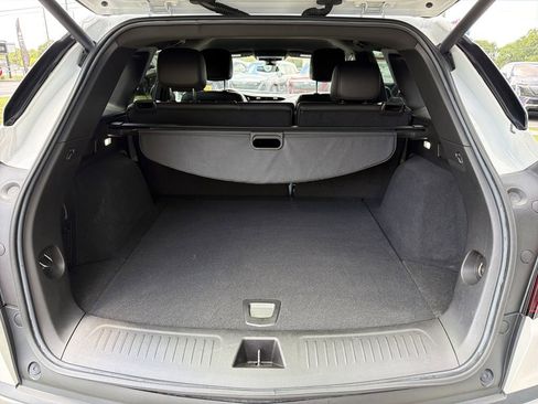 Certified 2022 Cadillac XT5 Luxury FWD image 10
