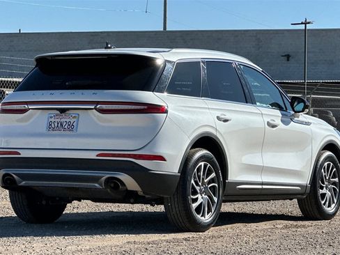 Used 2020 Lincoln Corsair FWD w/ Equipment Group 101A image 4