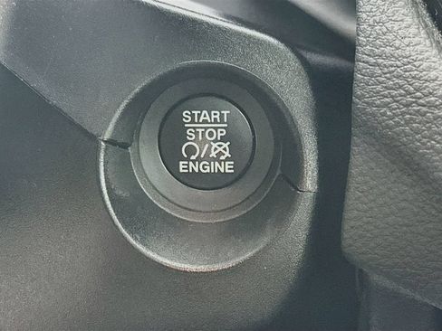 Certified 2021 Jeep Compass Limited AWD/4WD image 22