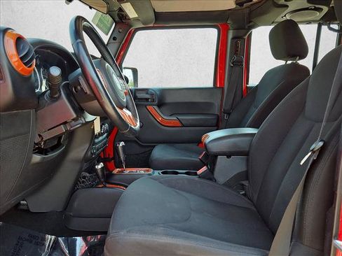 Used 2014 Jeep Wrangler Unlimited Sport w/ Connectivity Group AWD/4WD image 16