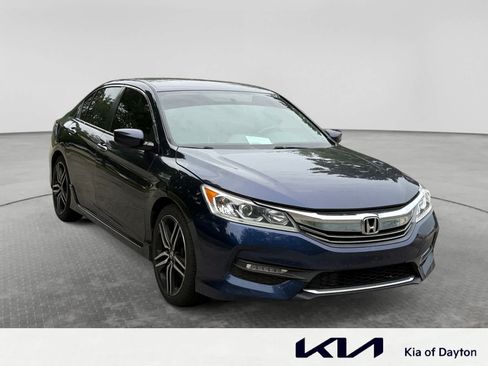 Used 2017 Honda Accord Sport image 3