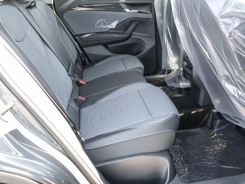 New 2026 Volkswagen Tiguan SE AWD/4WD image 39