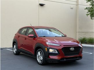 Used 2020 Hyundai Kona SE video 1