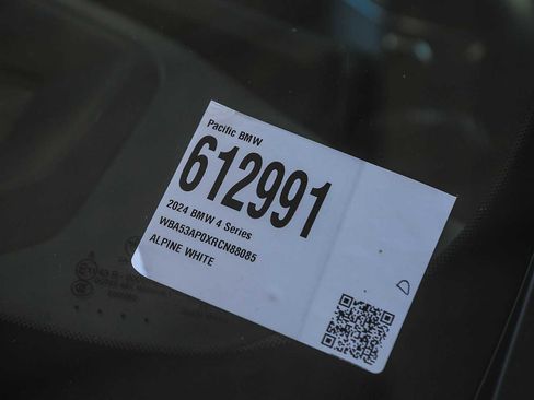 Certified 2024 BMW 430i Coupe w/ M Sport Package image 24