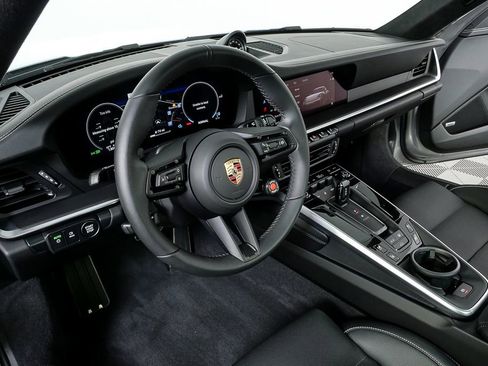 Certified 2026 Porsche 911 Carrera GTS image 4