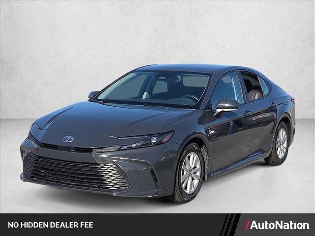 Used 2025 Toyota Camry LE FWD image 1