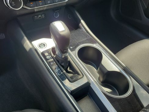 Used 2024 Nissan Altima 2.5 SV FWD image 34