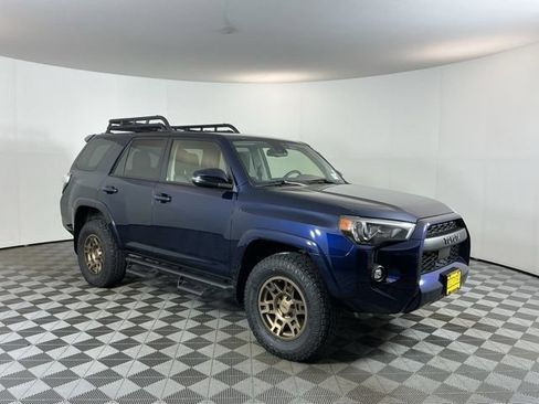 Used 2021 Toyota 4Runner SR5 Premium w/ Moonroof Package AWD/4WD image 3