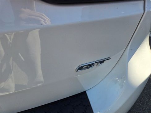 Used 2022 Dodge Durango GT image 14