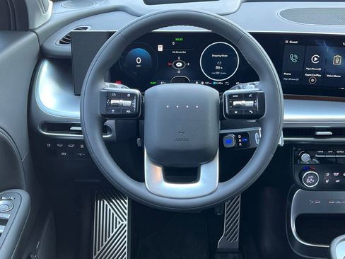 New 2026 Hyundai Ioniq 9 Calligraphy image 21