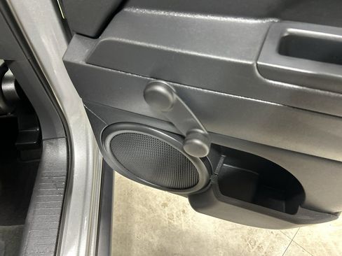 Used 2016 Jeep Patriot Sport image 30