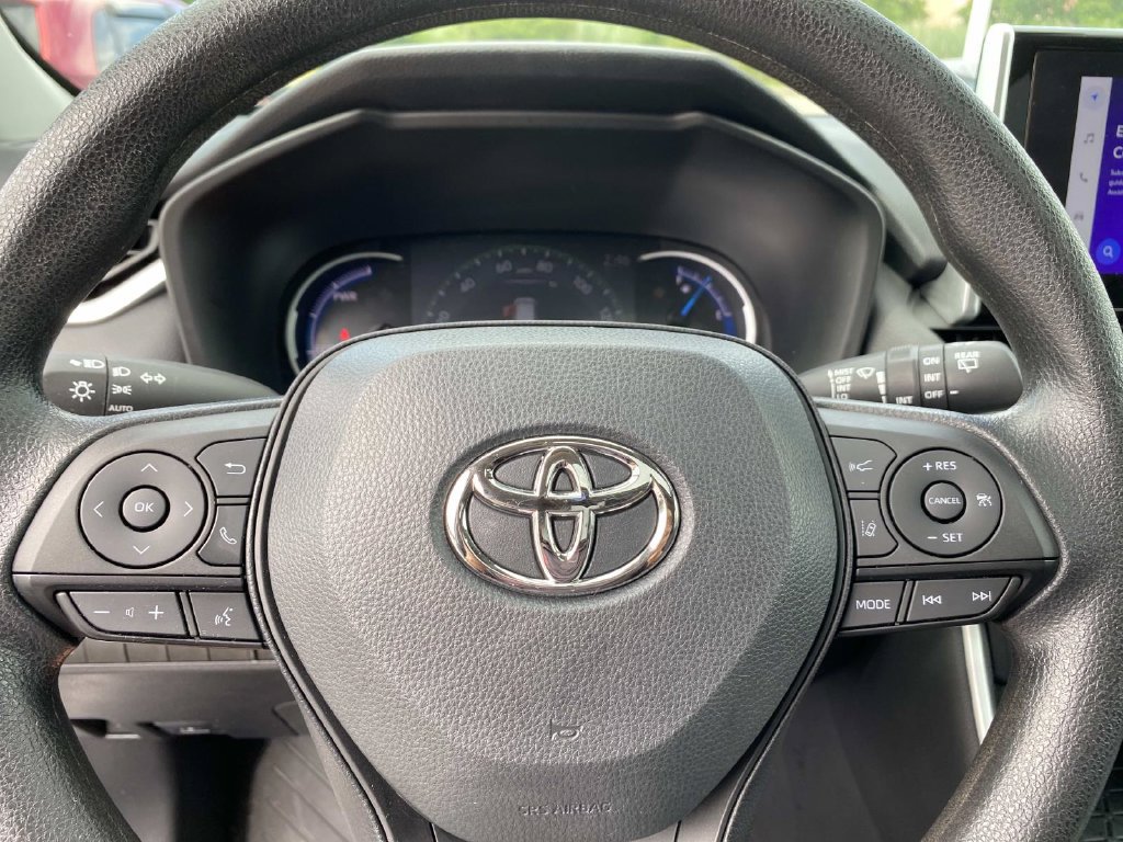 Used 2023 Toyota RAV4 XLE w/ Convenience Package AWD/4WD image 18