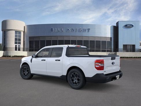 New 2026 Ford Maverick XLT w/ XLT Luxury Package FWD image 5