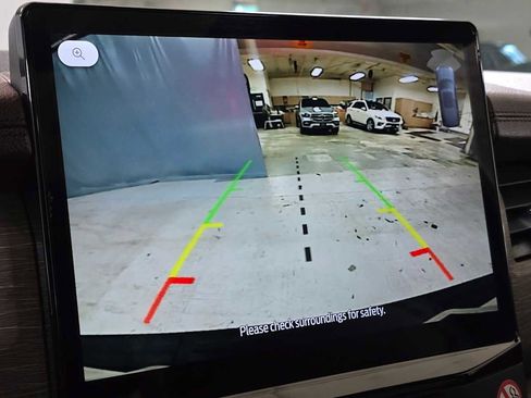 Used 2024 Ford Expedition Limited image 27